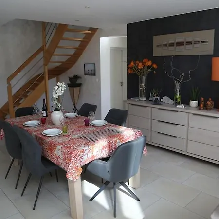 Grande Bord De 别墅