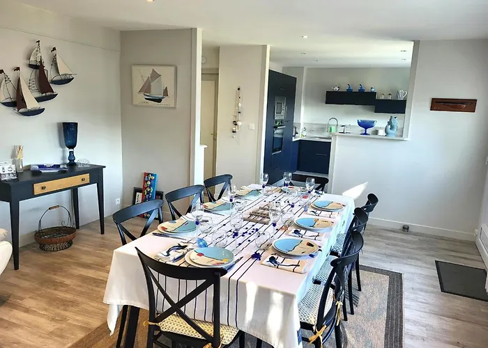 Villa Grande Bord De *