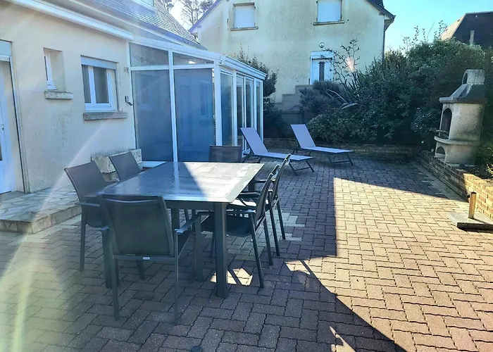 Grande Bord De Villa *