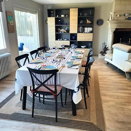 Villa Charmante De Bord De Saint-Germain-sur-Ay