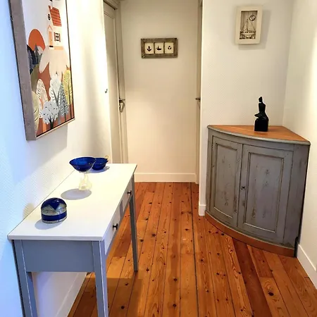 Charmante De Bord De Villa *