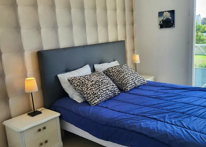 Charmante De Bord De Saint-Germain-sur-Ay