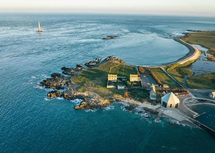 Charmante De Bord De Villa Saint-Germain-sur-Ay