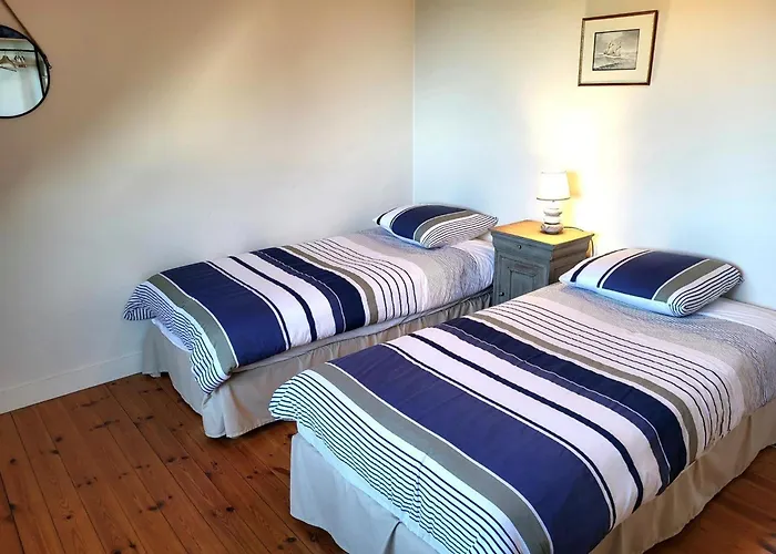 Charmante De Bord De Villa