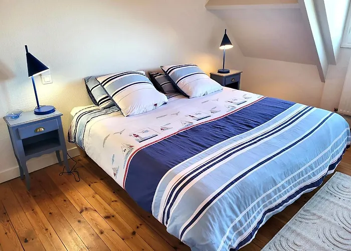 Charmante De Bord De Villa